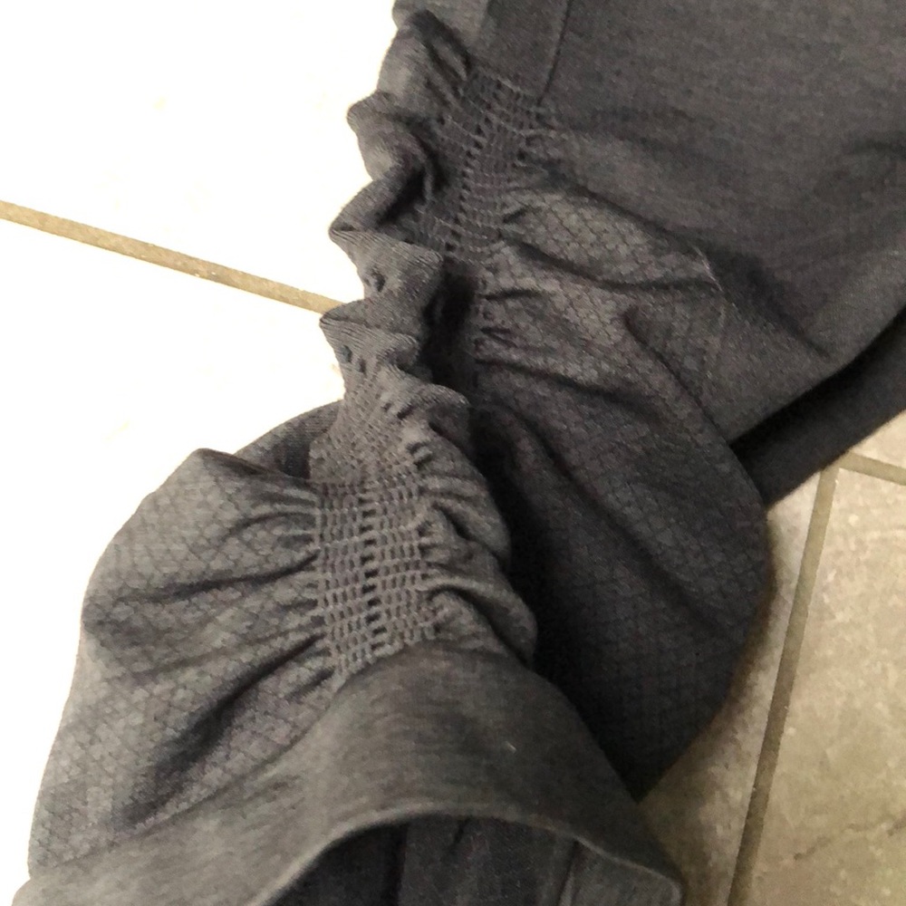 LULULEMON here we go sweat crops - Picture 4 of 8